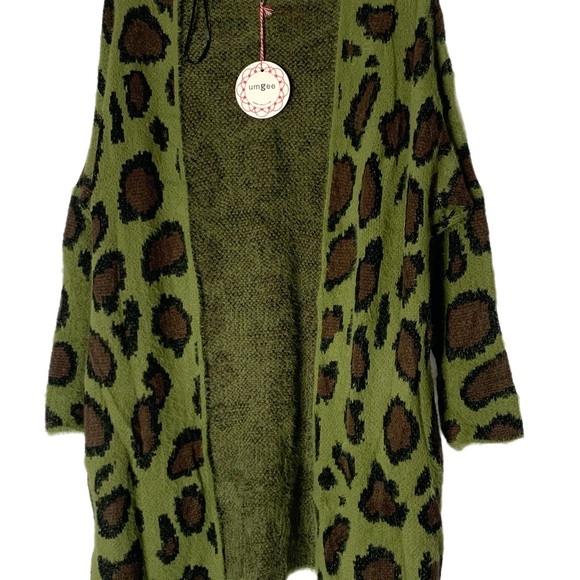 Umgee Fuzzy Green Leopard Print Sweater - Picture 2 of 10